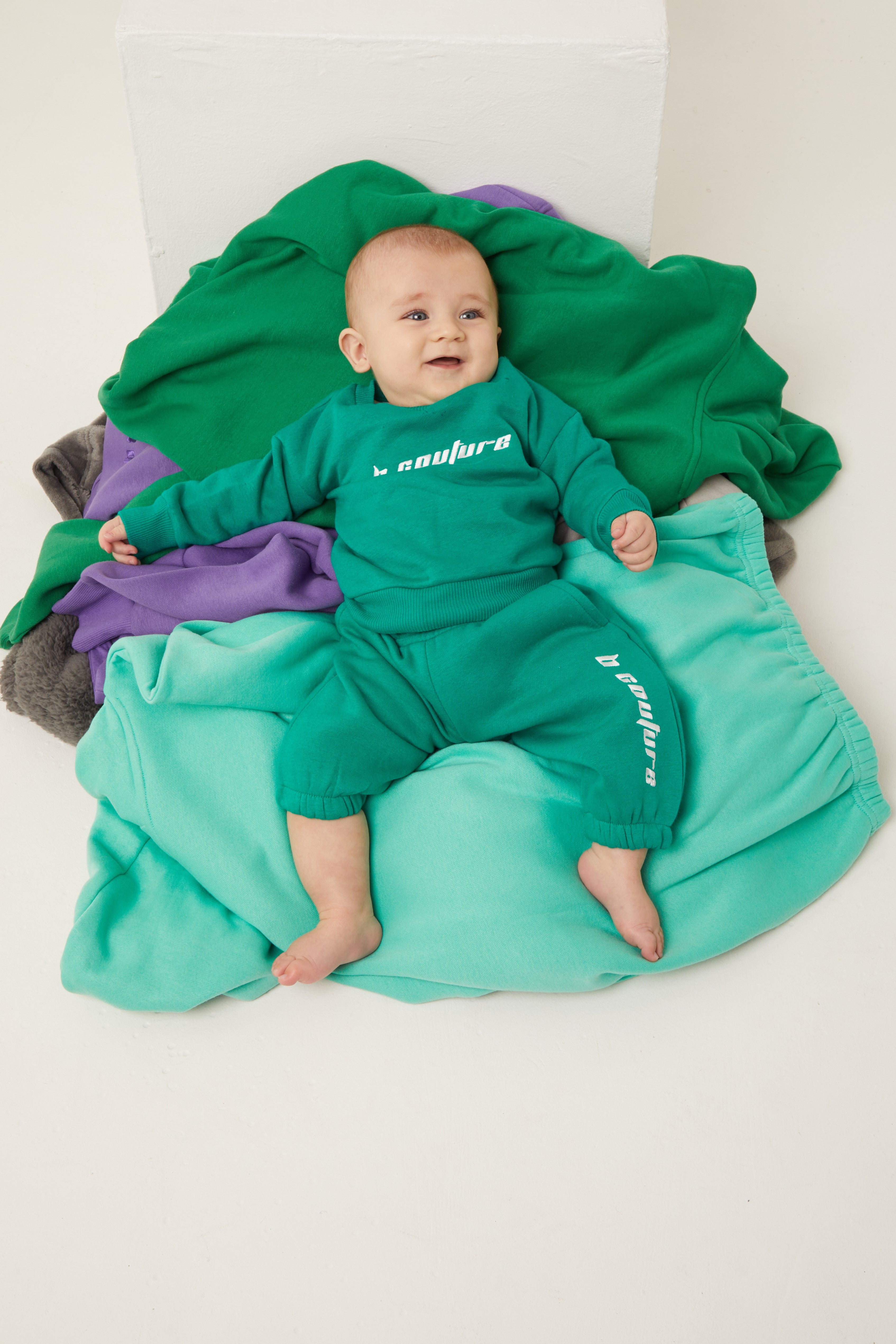 Infant 2024 tracksuit green